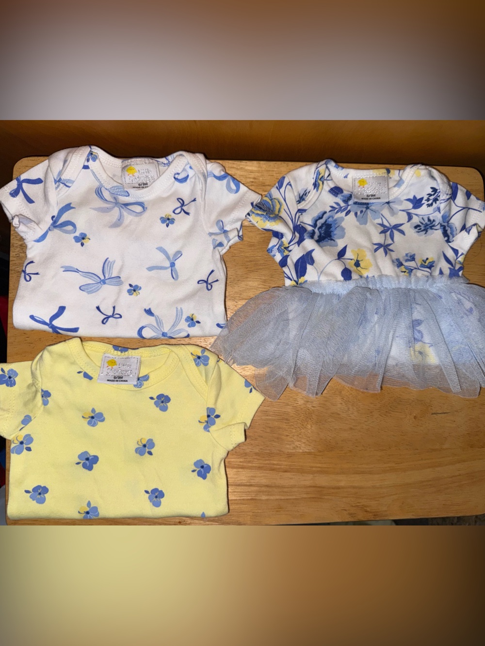 Kids clothing - bodysuits/onesies